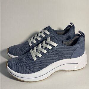 Dr. Scholl's Shoes Women's Wannabe Knit Slip on Retro Sneaker - Size 7